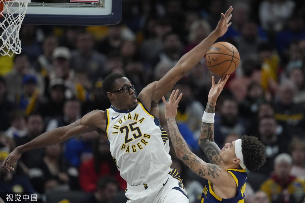 曼聯決策大降價！科特迪瓦中衛巴伊僅售200萬英鎊？.