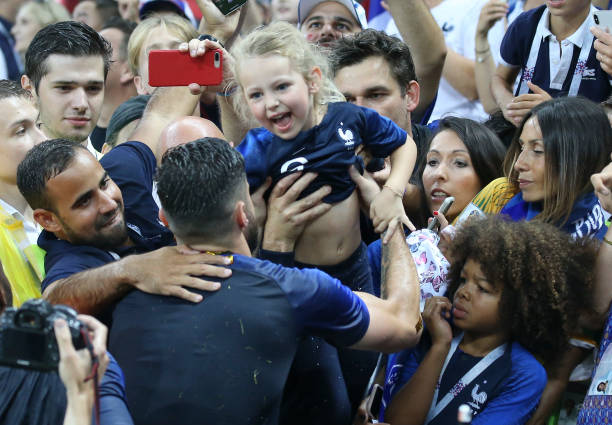 足了都市青 足了都市青