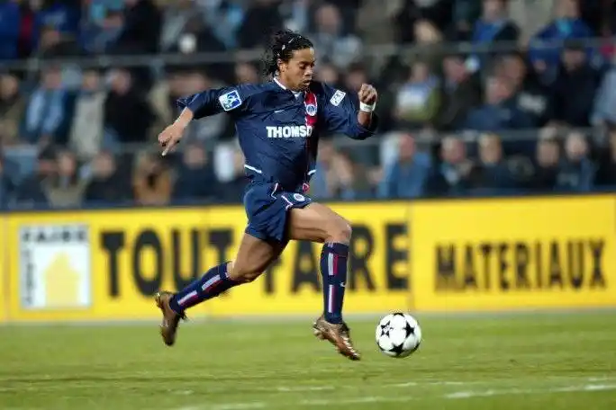 中超-法比奥轰世界波赵宇豪柏杨染红 国安客场2-0玉昆.